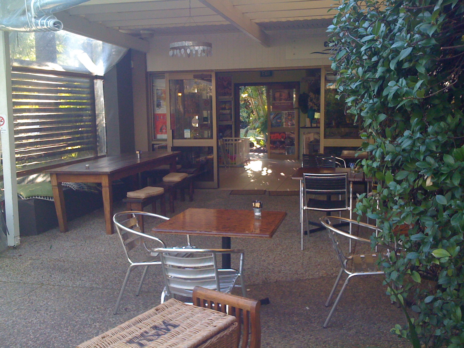 The entrance to Cafe La Mer